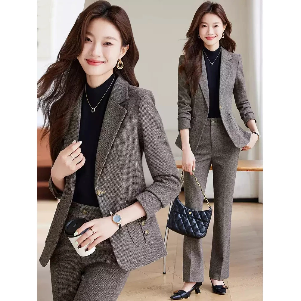 浅咖毛呢西装外套女秋冬2025新款高端气质小个子职业厚款西服套装