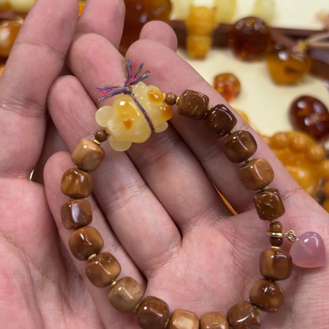 蜜蜡裸石未镶嵌手串