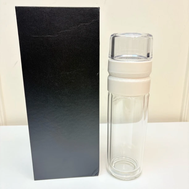 53428 白色，扭扭泡茶杯320ml，高硼硅玻璃+Tritan+PP
