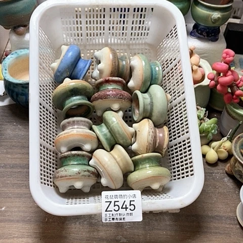 紫砂花盆545微瑕品口径3厘米左右的时间