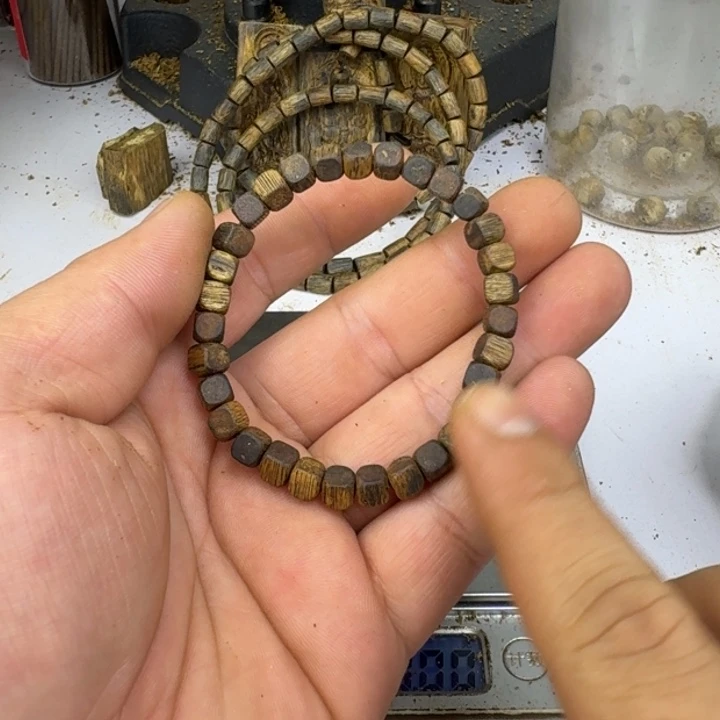 线香绿奇楠沉香0.5mm中高油脂