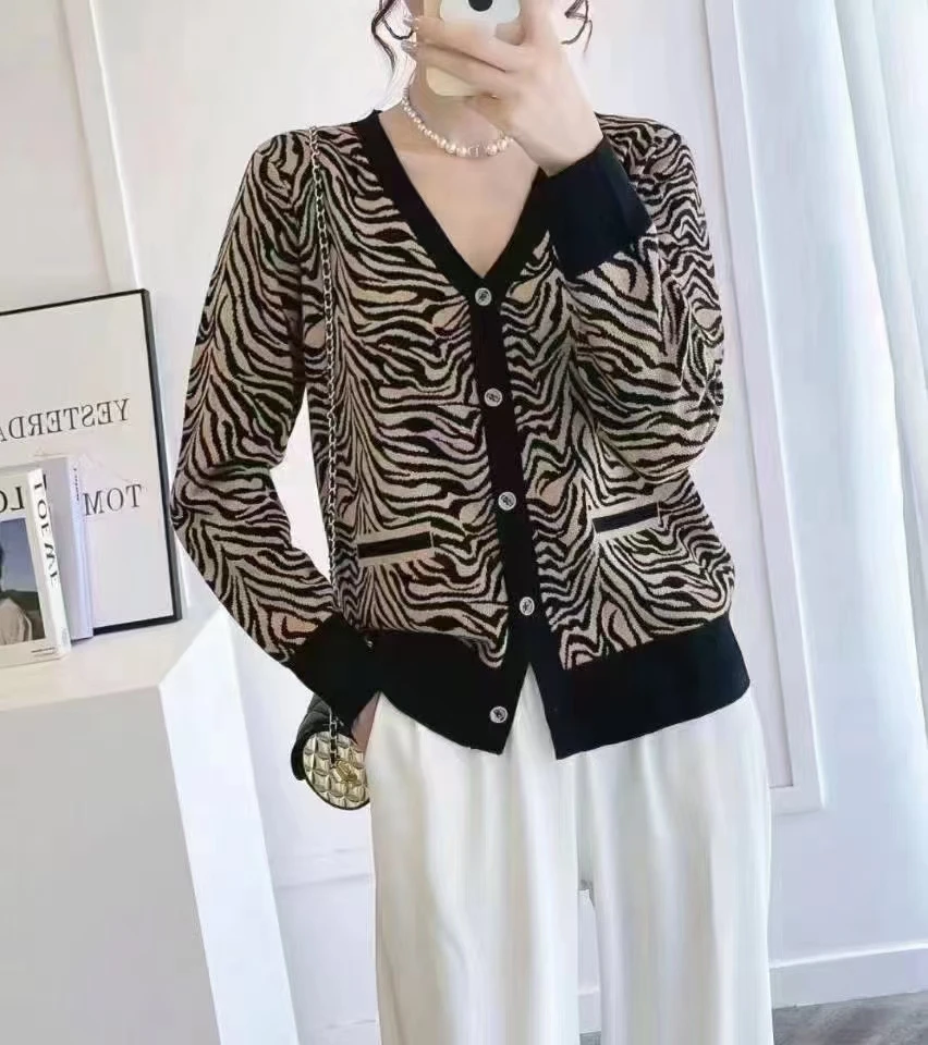 毛衣气质长袖时尚豹纹