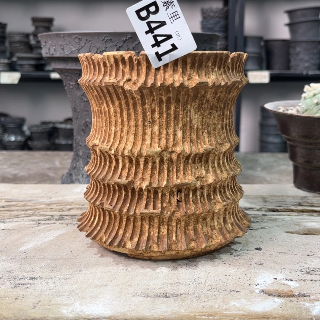 陶内口11.5高14瑕疵景德镇