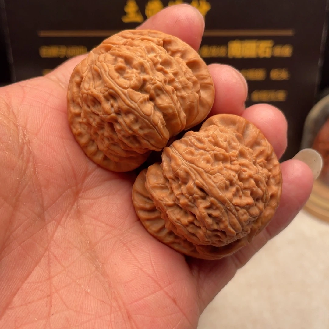 文玩核桃吊坠40尺全品闷白