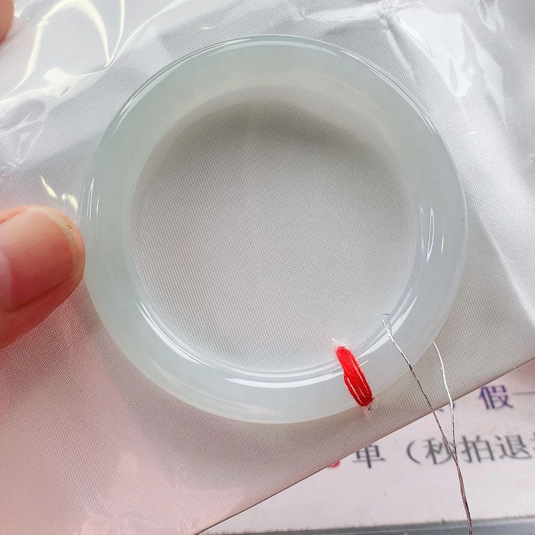 翡翠手镯未镶嵌天然翡翠手镯
