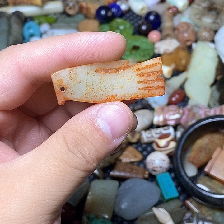 和田玉未镶嵌颈饰10