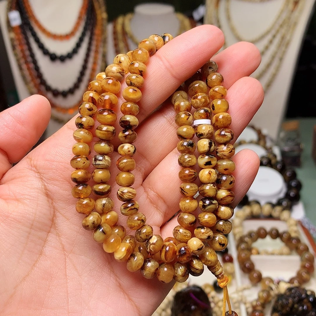 琥珀未镶嵌裸石白蜡7-213