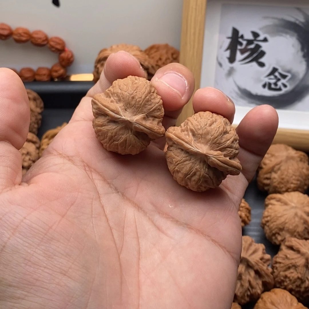 A***n文玩核桃吊坠乾隆磨盘34