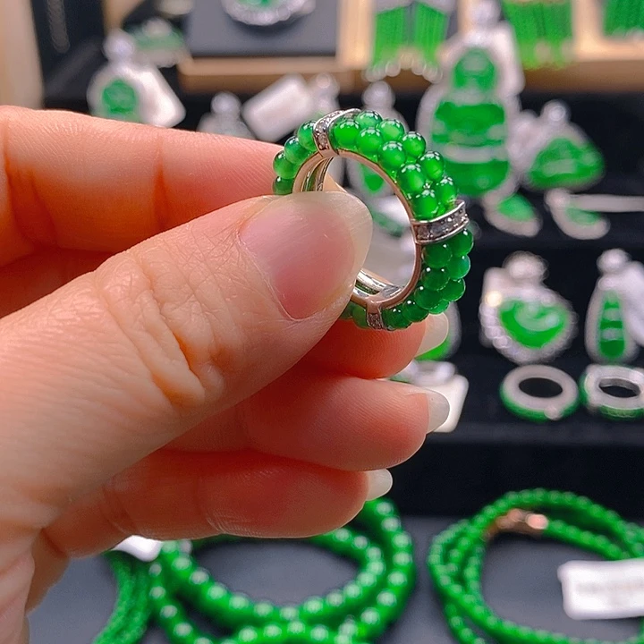 翡翠未镶嵌耳饰天然A货翡翠戒指