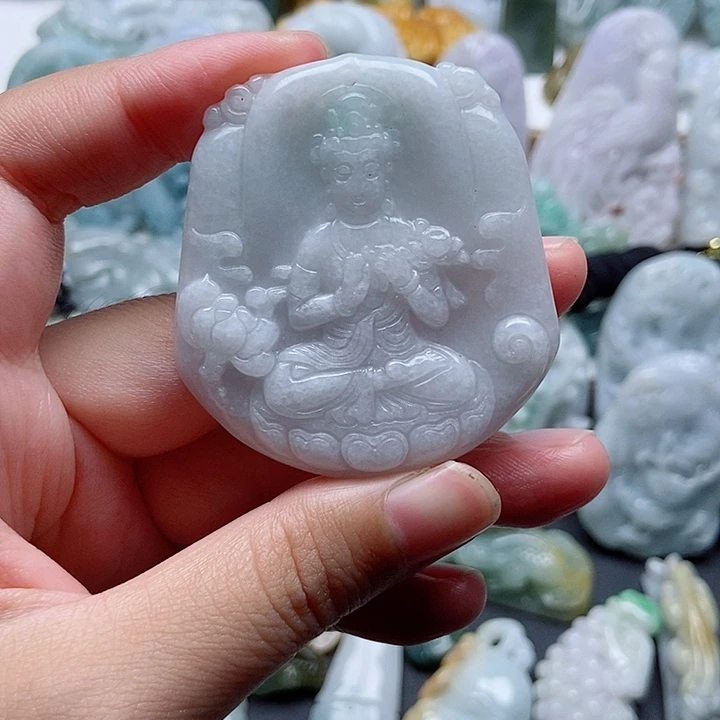 翡翠未镶嵌颈饰翡翠