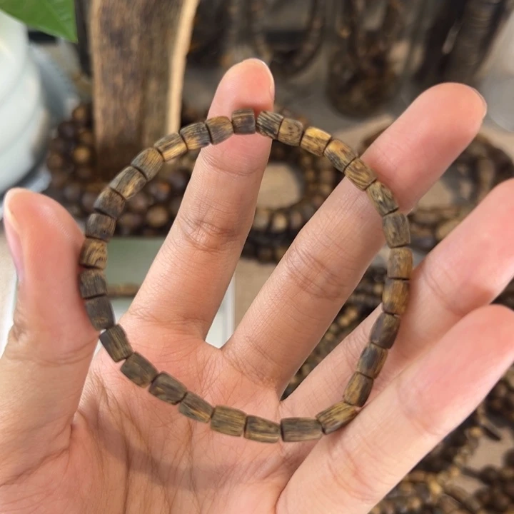 奶***宝沉香碎屑沉香0.4桶珠