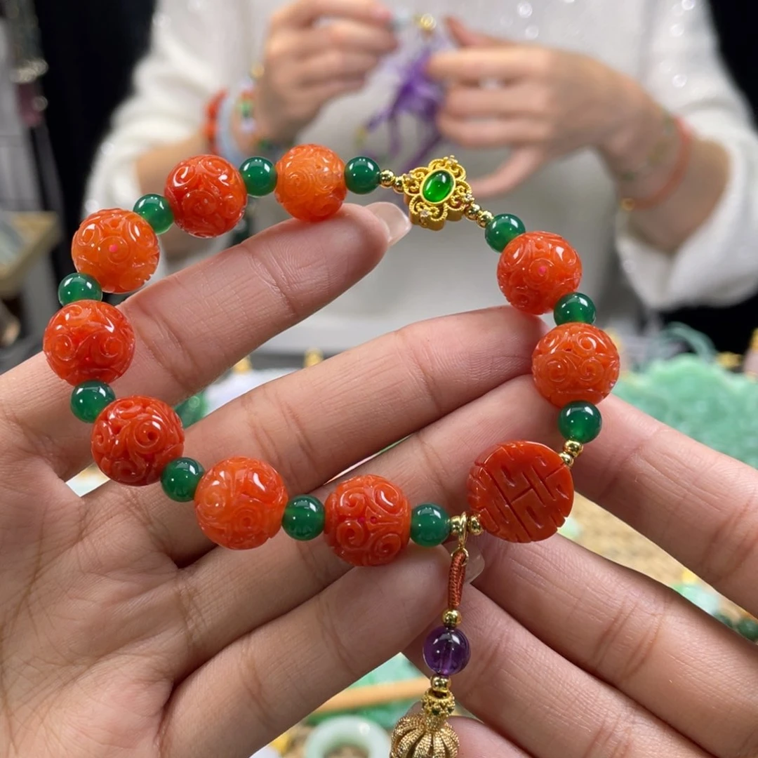 翡翠颈饰未镶嵌军*代编织