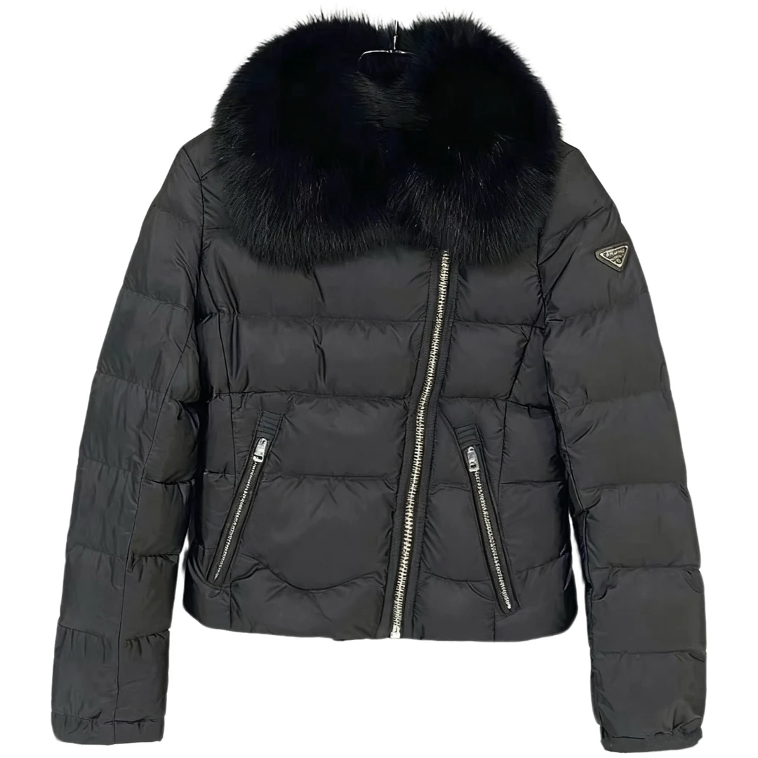 未使用 Prada/普拉达 000810 黑色锦纶三角标毛领羽绒服42备用扣
