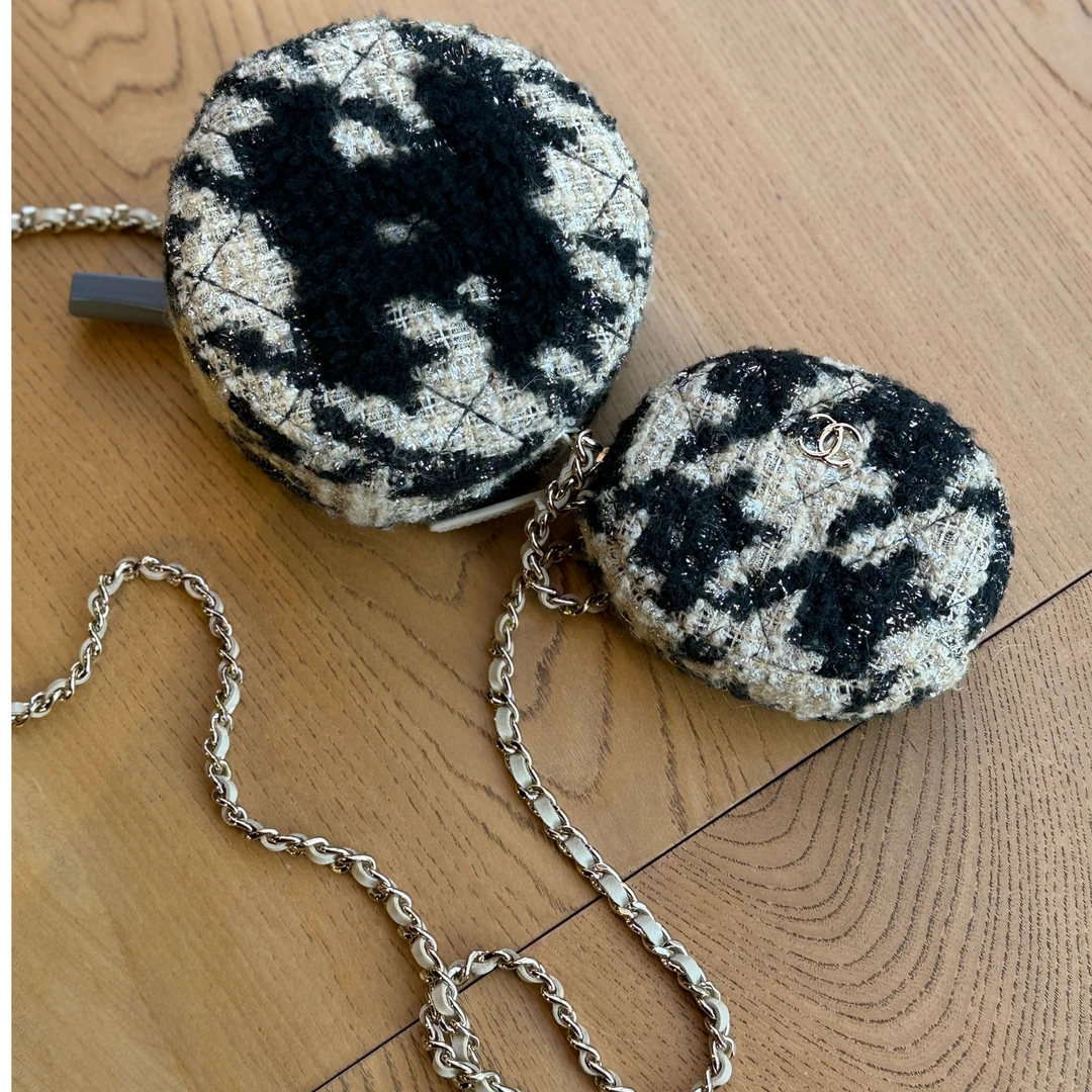 95新 Chanel/香奈儿 Chanel 米黑毛呢双子星/H0012318