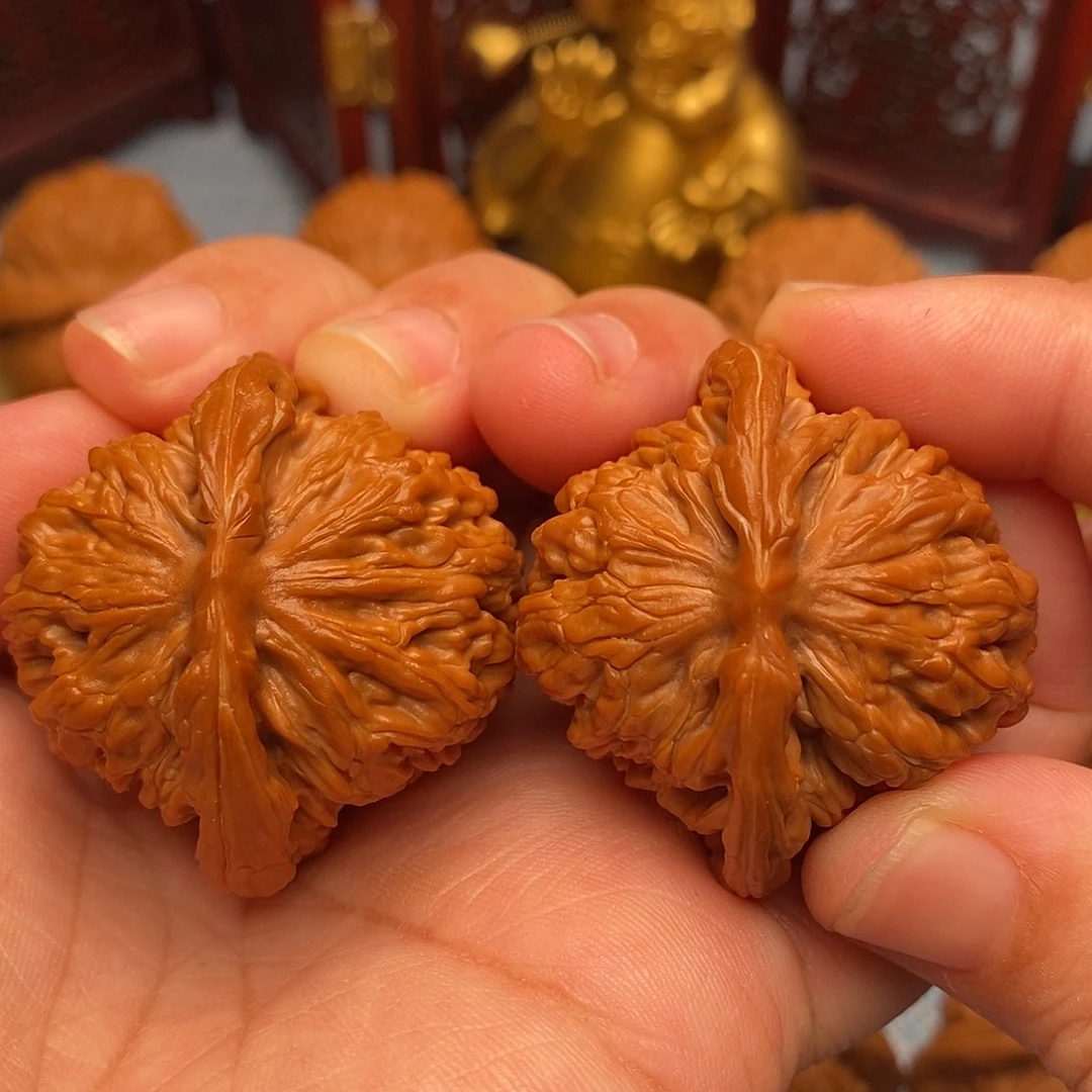 文玩核桃把件40全品毕业汉高楼