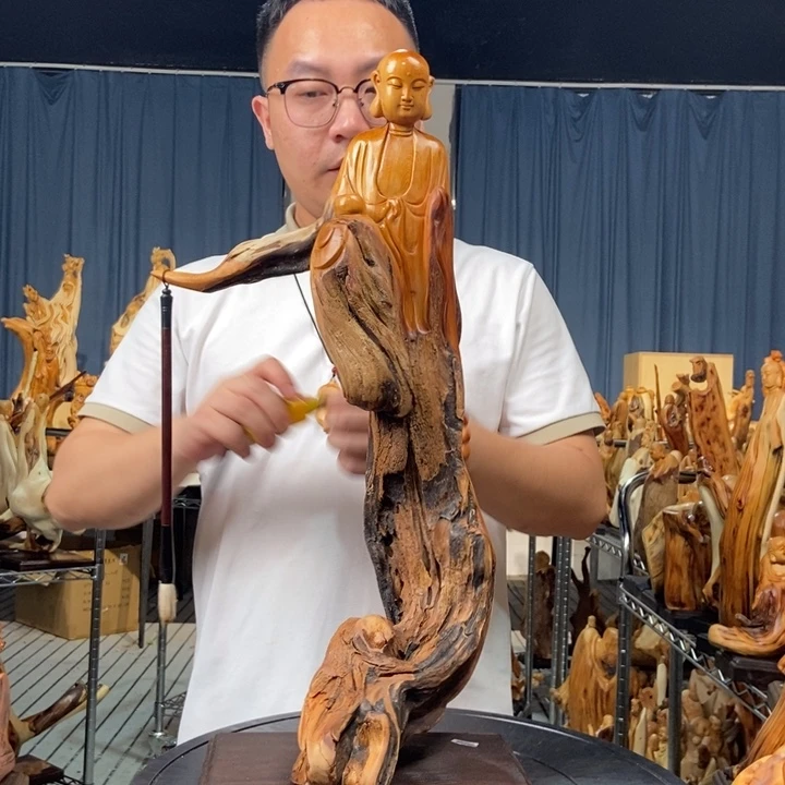 柏木（崖柏）随型摆件