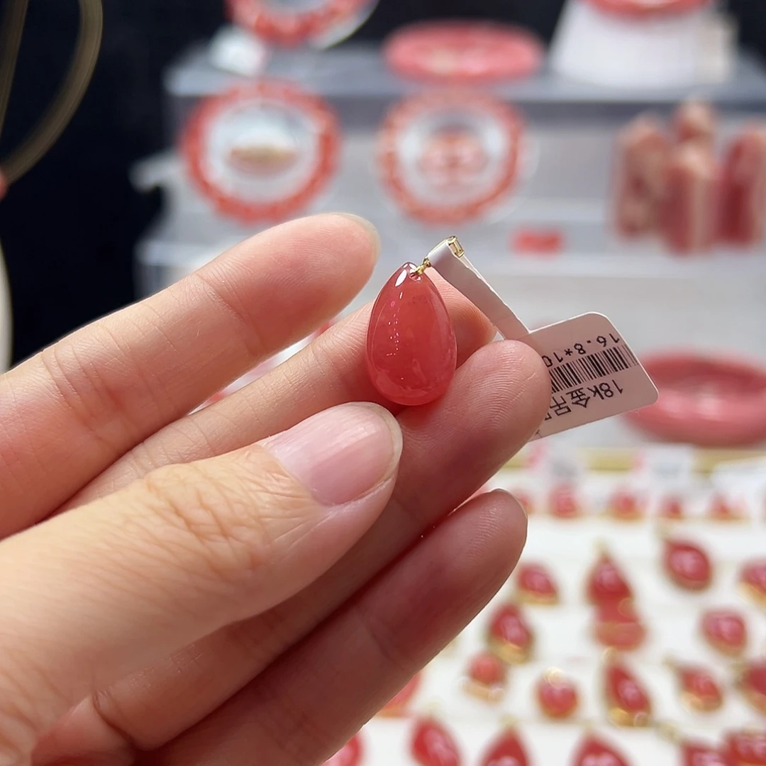 菱锰矿（红纹石）18K金镶嵌吊坠(不含链)