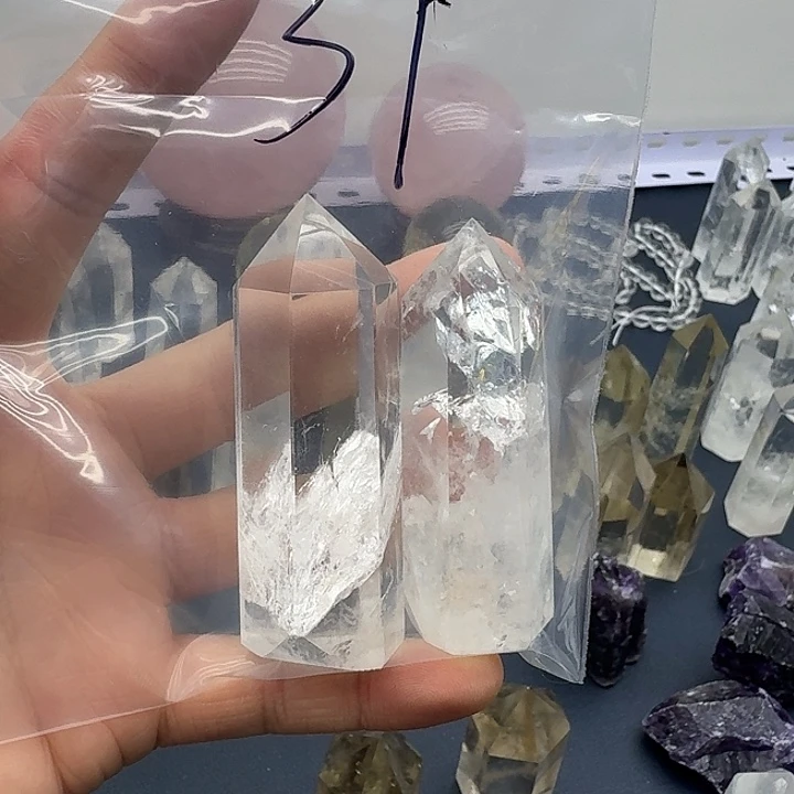 芳***袖水晶摆件未镶嵌天然水晶