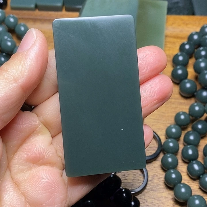 和田玉（青玉）未镶嵌颈饰和田玉青海格尔木青蓝大牌子