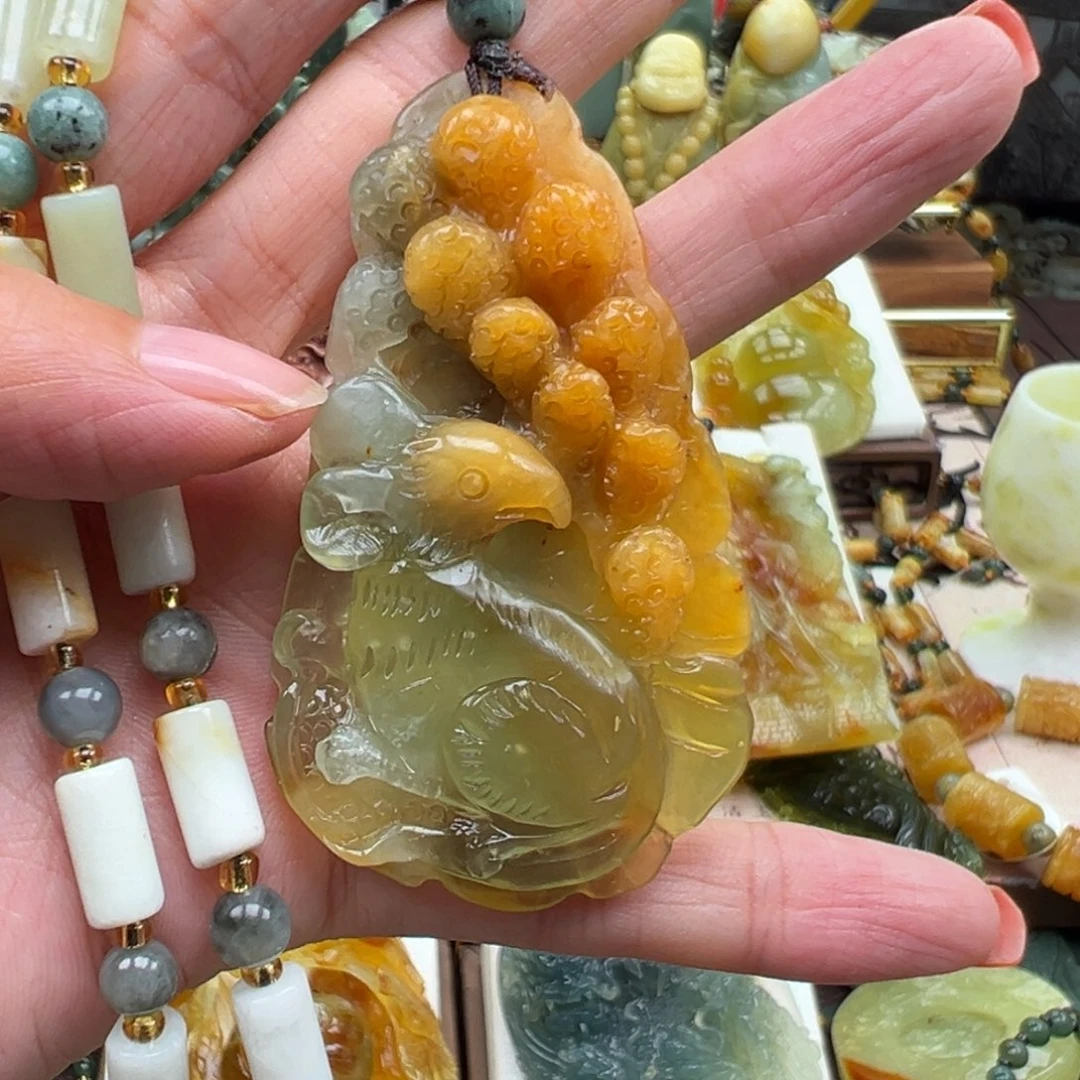 林***金岫玉未镶嵌挂件挂件