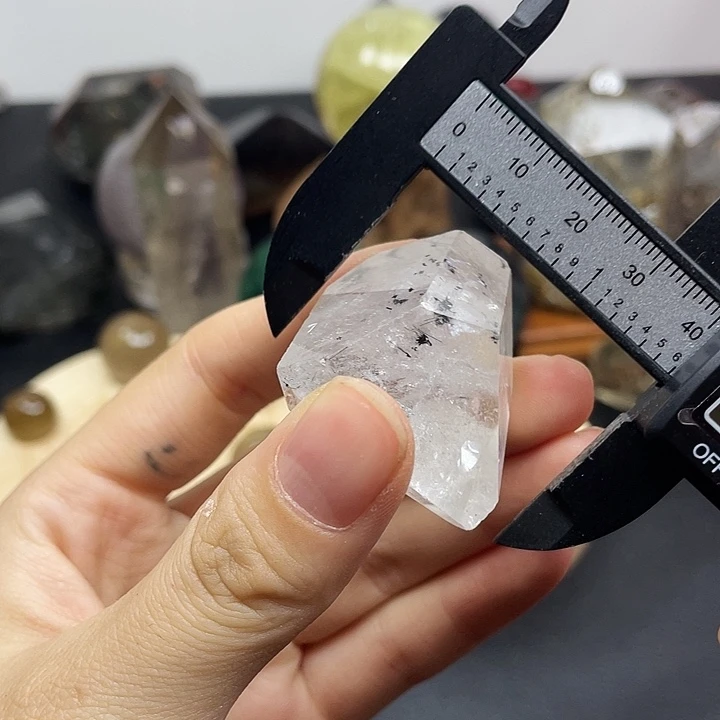 未镶嵌水晶珠宝半成品158水晶石