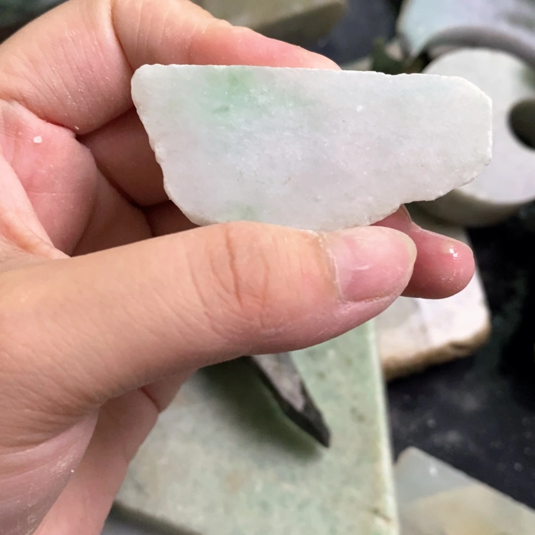翡翠未镶嵌颈饰天然翡翠