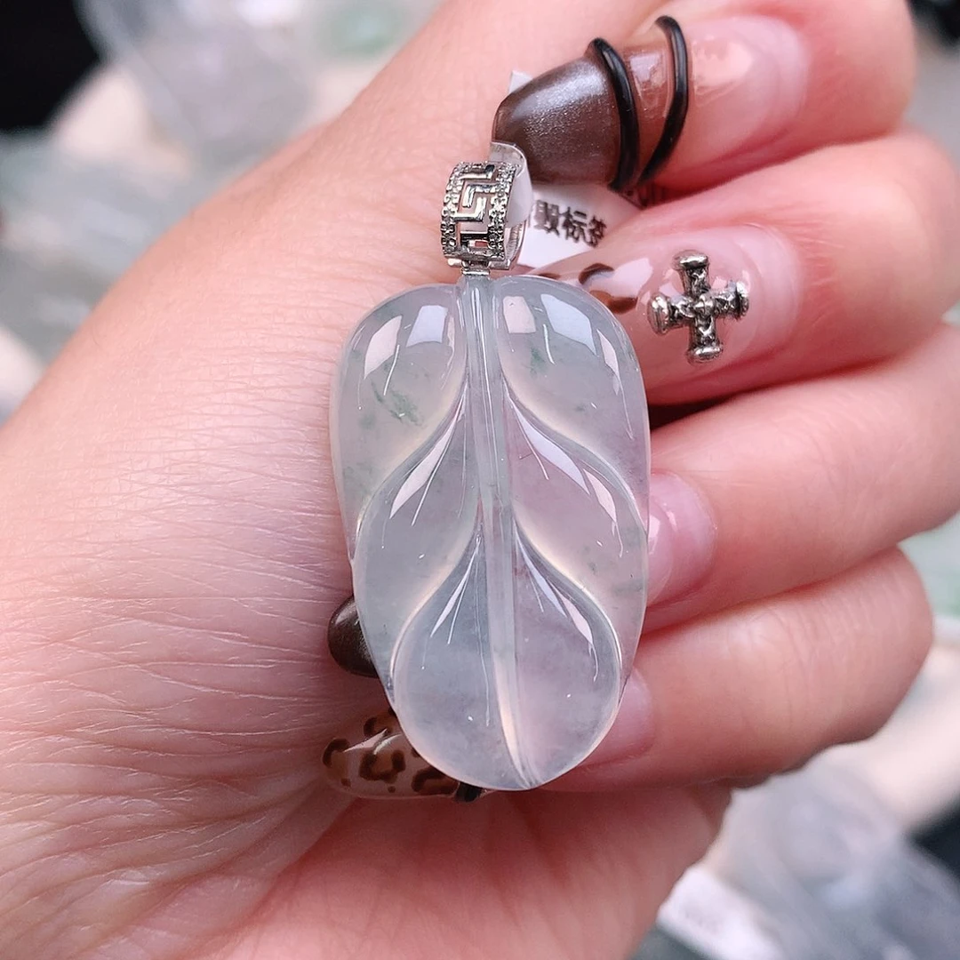 翡翠颈饰18K金镶嵌飘花叶子37.5、30、19、5