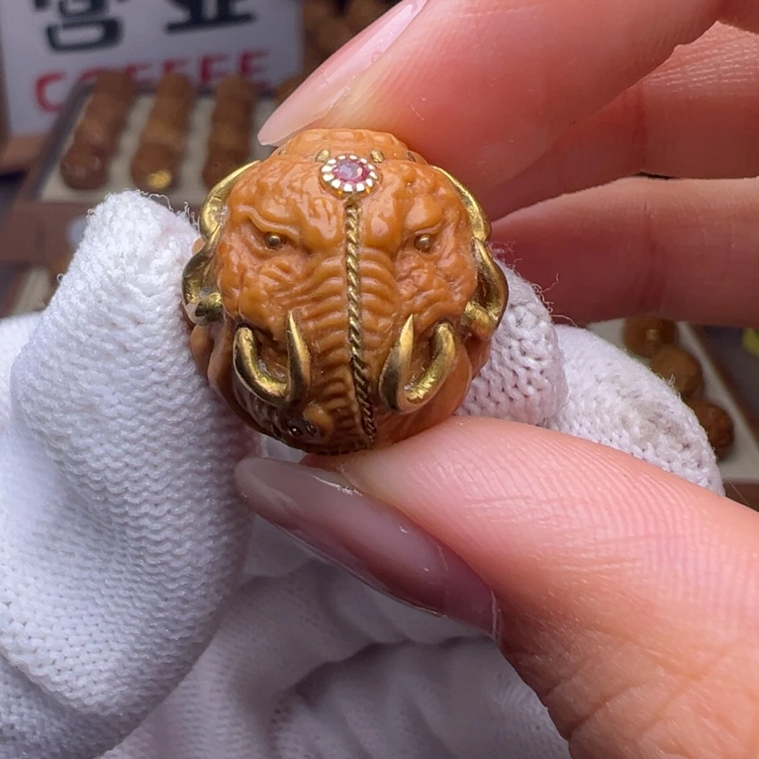 猴头核桃把件镶嵌款象神全品有正常封口线