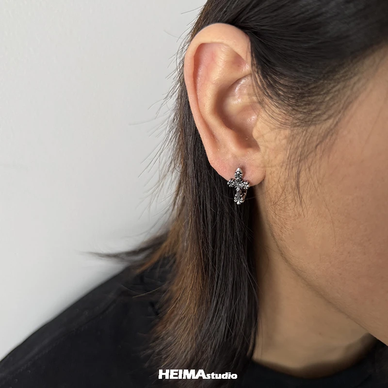 钛钢耳饰 原创鸢尾花系列十字架耳钉男小众耳饰一体式耳环痞帅