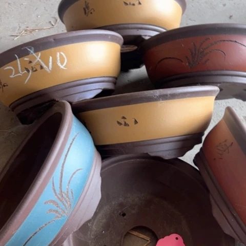 紫砂花盆100-7。       25-10