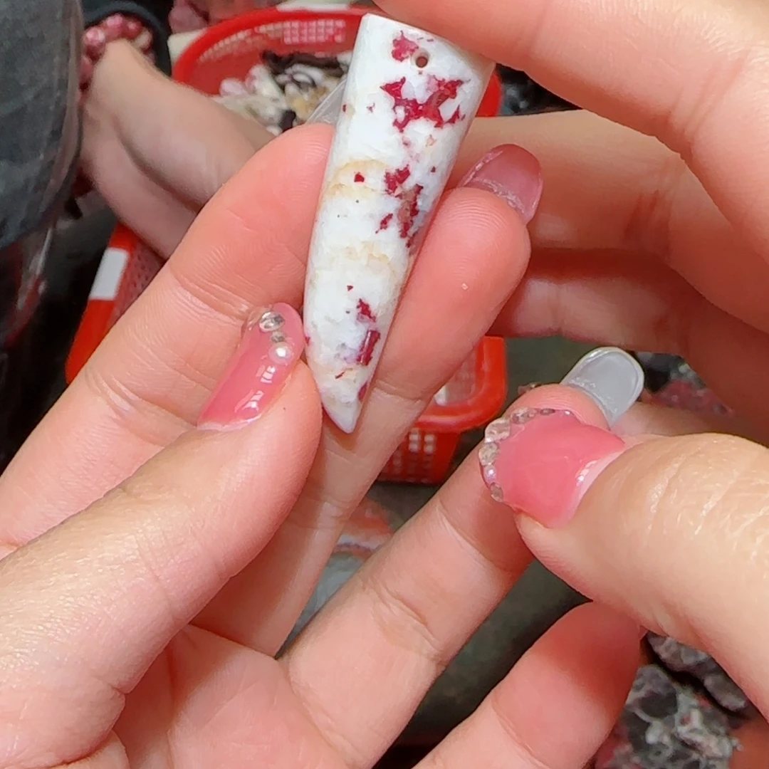 天然辰砂原石吊坠11