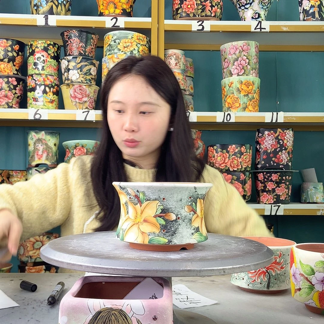 陶景德镇手工花盆651