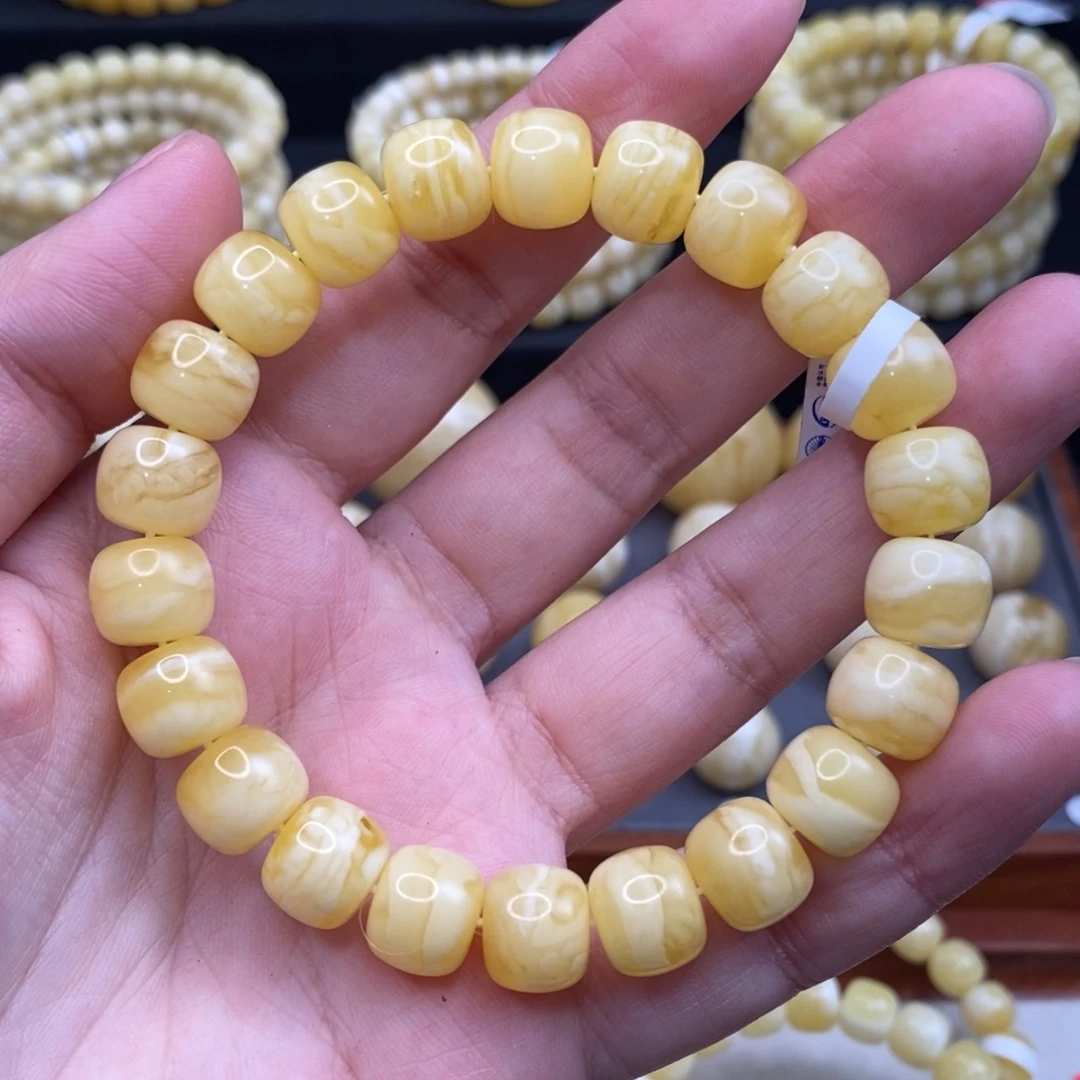 蜜蜡未镶嵌珠宝奇石10.6