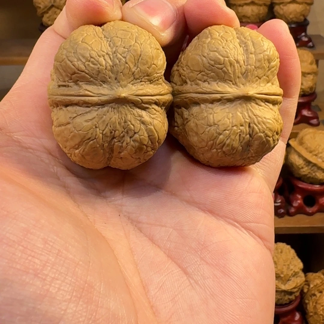 铁核桃把件至尊元宝43尺