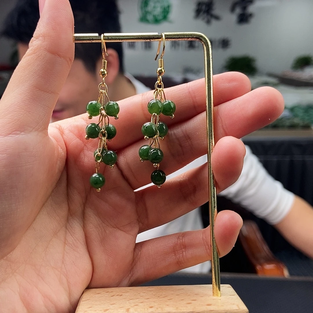 和田玉未镶嵌耳饰颜色多样性发拍一发一