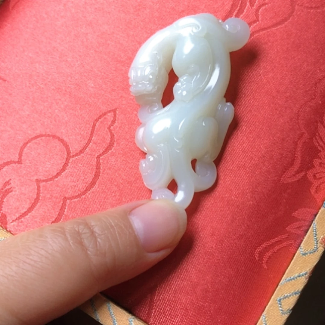 【闪购商品】颈饰未镶嵌和田玉