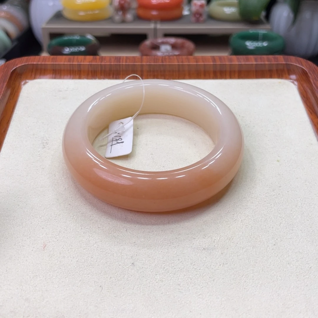 未镶嵌手镯石英岩玉锦**伴