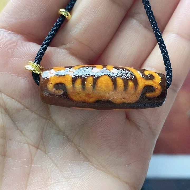 玛瑙/玉髓颈饰合金