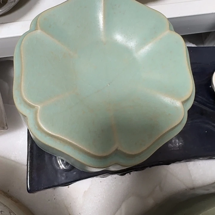 摆件鲁**僧瓷器摆件器型规格