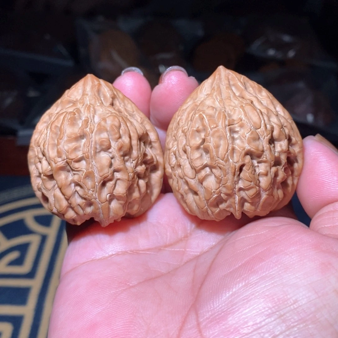 把件文玩核桃坐佛