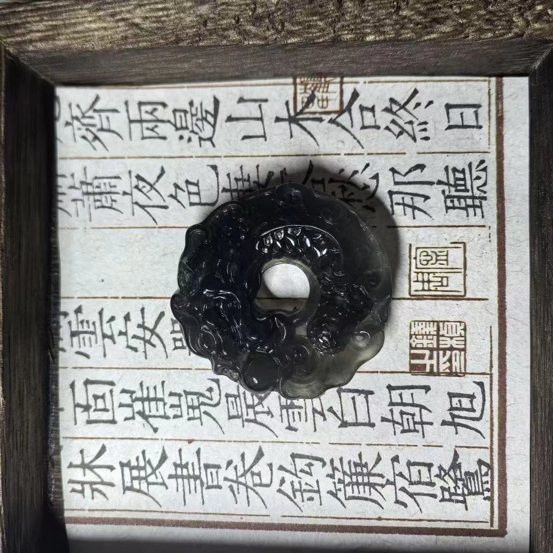 天然岫玉龙扣龙鱼平安扣吊坠保真鱼跃龙门精雕多样性发其一