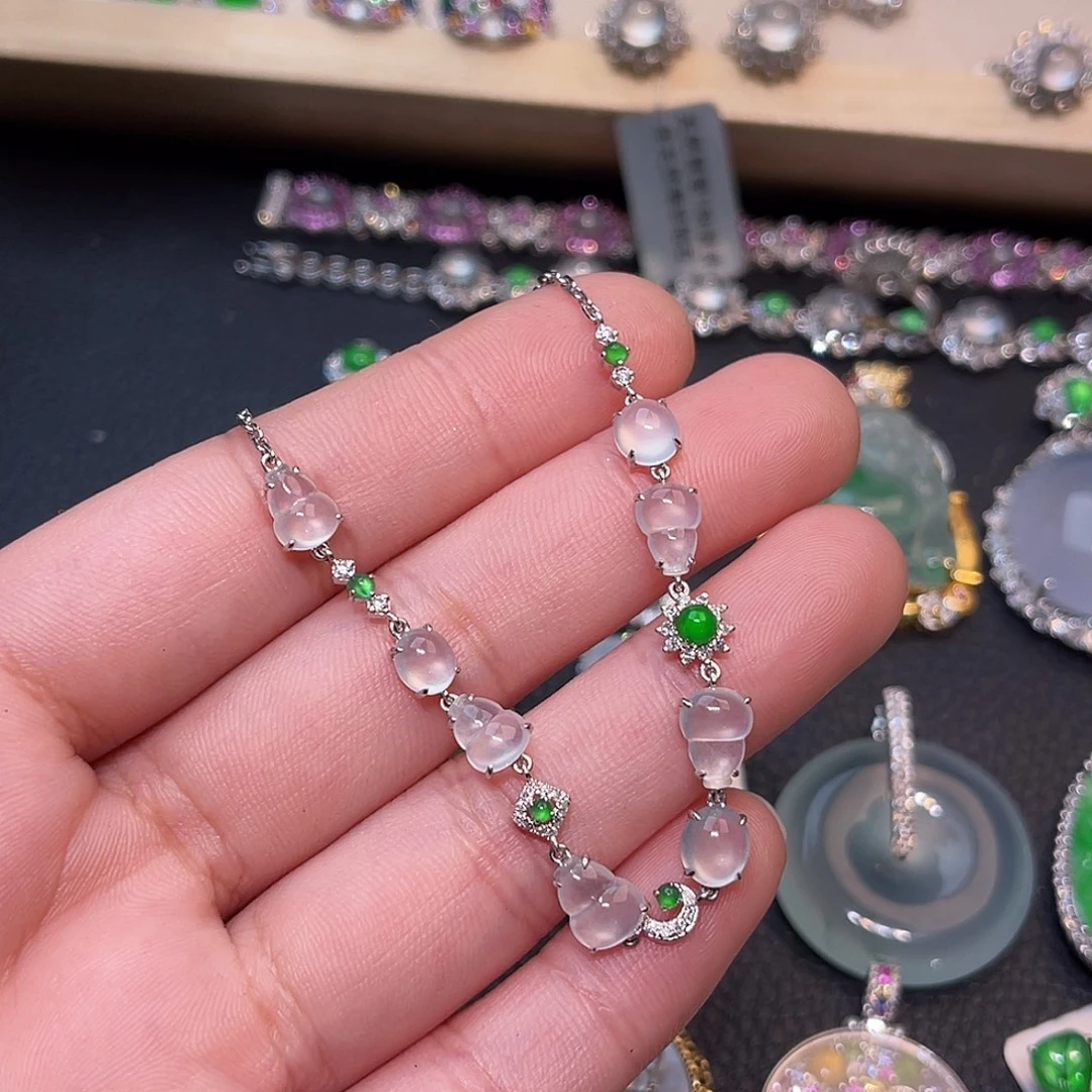 翡翠18K金镶嵌手链