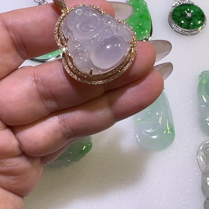 翡翠18K金镶嵌颈饰金镶厚装佛