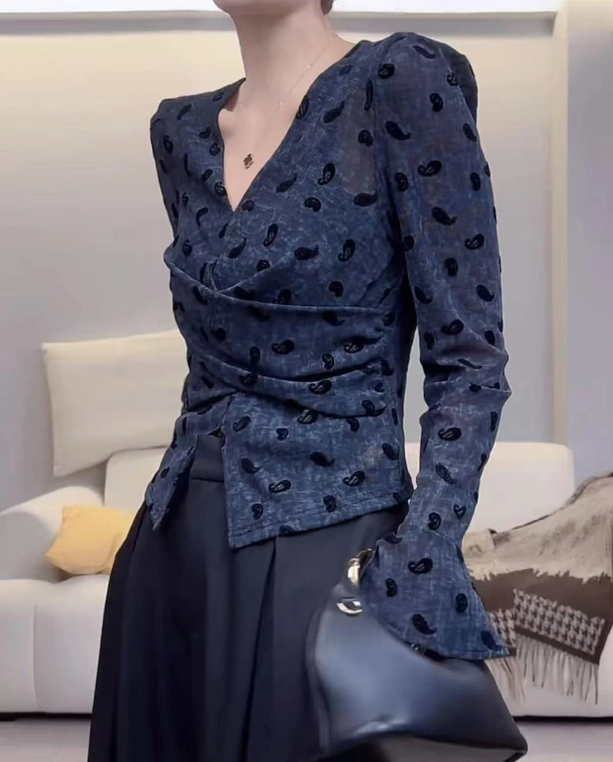 2025秋季新款设计感小众修身显瘦长袖T恤女装高级感百搭交叉上衣