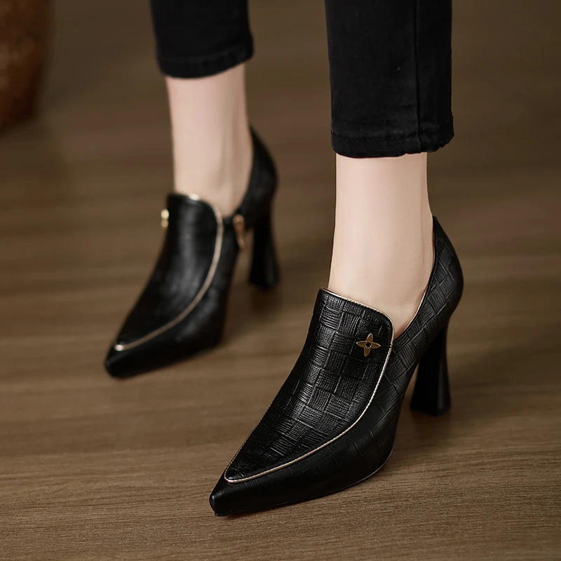 萱妮丝漫10CM黑色粗跟秋冬新款不累脚单鞋尖头小个子鞋子高跟鞋女