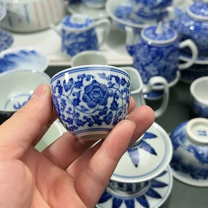 微瑕柴窑点工缠枝花卉薄胎蛋壳