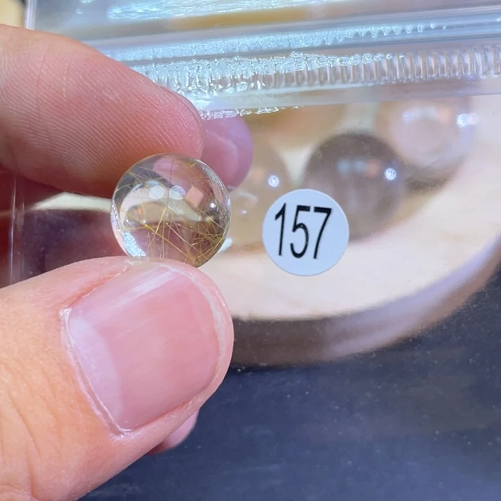 未镶嵌颈饰水晶苏*