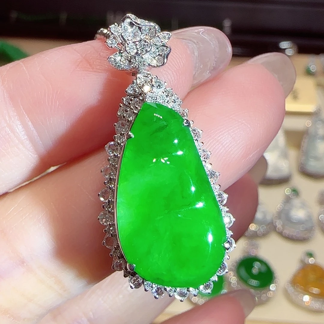 翡翠18K金镶嵌吊坠(不含链)