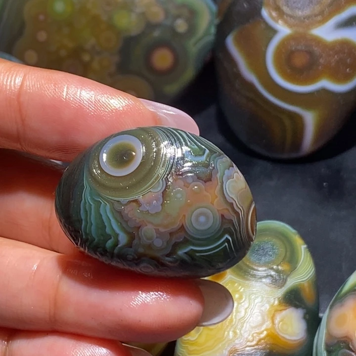 悦***^玛瑙/玉髓未镶嵌珠宝奇石