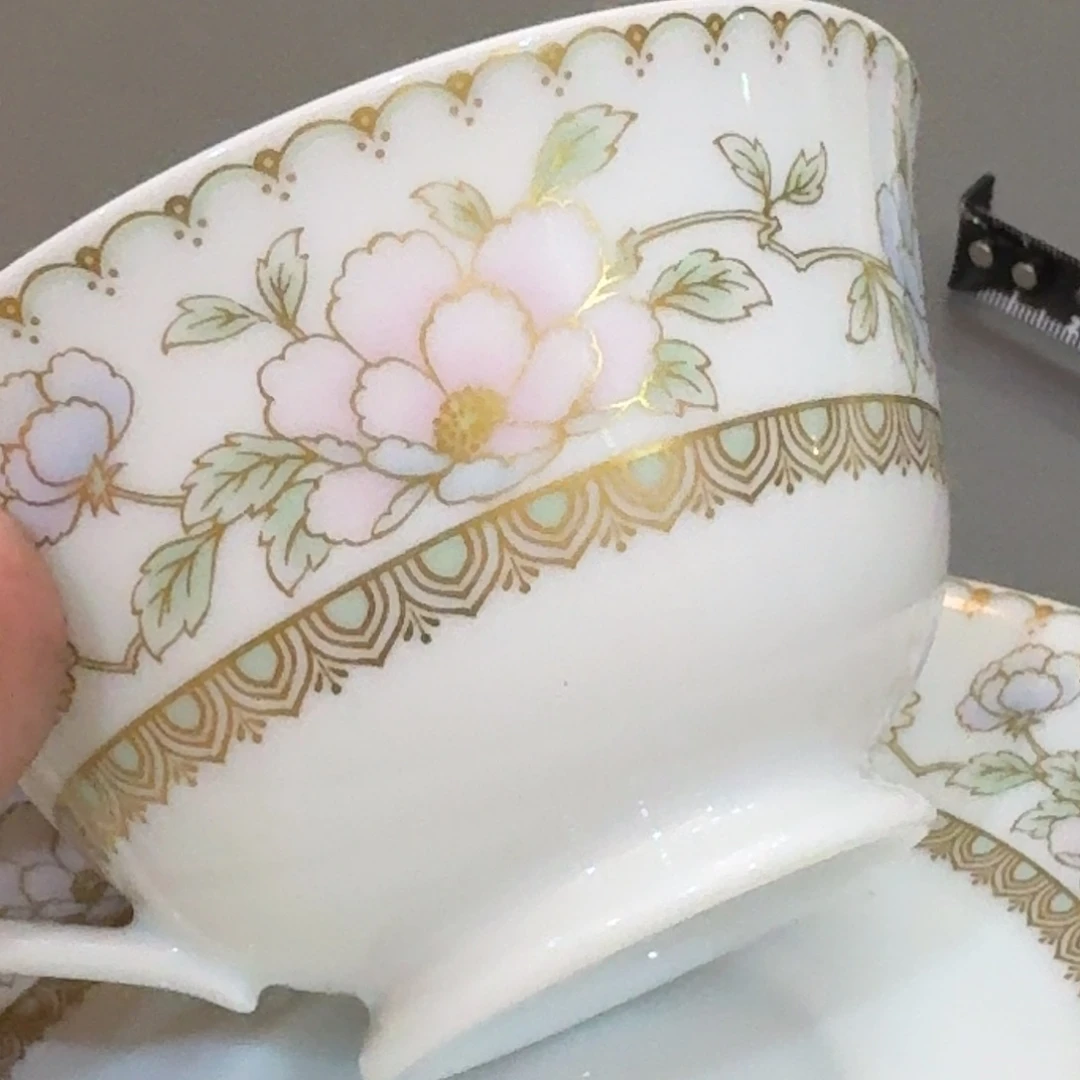 @****陶瓷片片世界影子